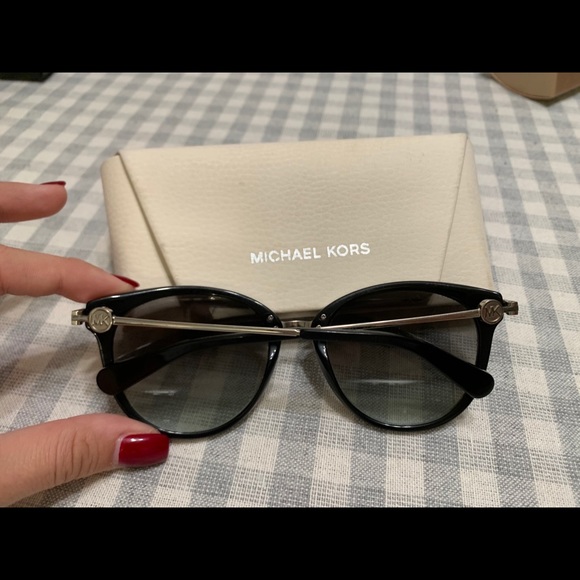 Michael Kors Glasses - Picture 4 of 5